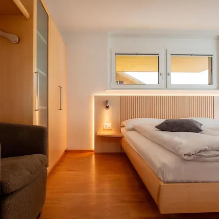 Dolce Appartement-fewo 4-bettwohnung Taeschhorn By Interhome Apartment
