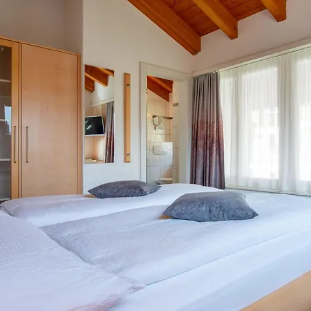 Dolce Appartement-fewo 4-bettwohnung Taeschhorn By Interhome *
