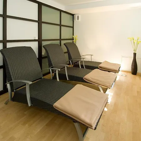 Dolce Appartement-fewo 4-bettwohnung Taeschhorn By Interhome * Saas-Fee