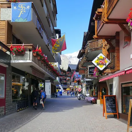 Dolce Appartement-fewo 4-bettwohnung Taeschhorn By Interhome * Saas-Fee